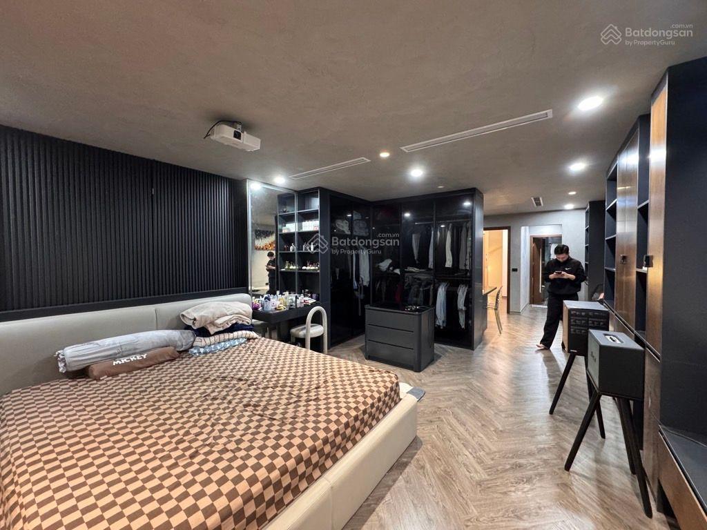 Cổ nhuế  12 tỷ  50m2 x 6 tầng  ngõ thông ô tô tránh dừng đỗ ngày đêm  thang máy  lô góc.