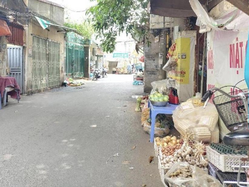 Ô tô tải đy qua  20m ra mặt đường cổ nhuế  sau qh sát tây thăng long  giá 19x triệu/m2