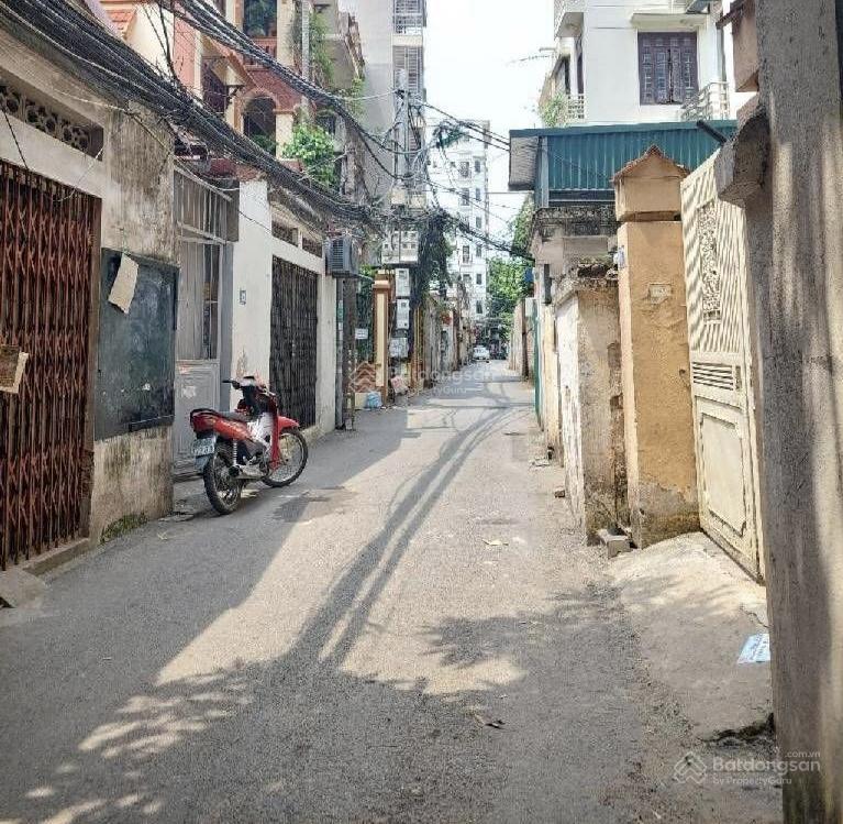 Ô tô tải đy qua  20m ra mặt đường cổ nhuế  sau qh sát tây thăng long  giá 19x triệu/m2