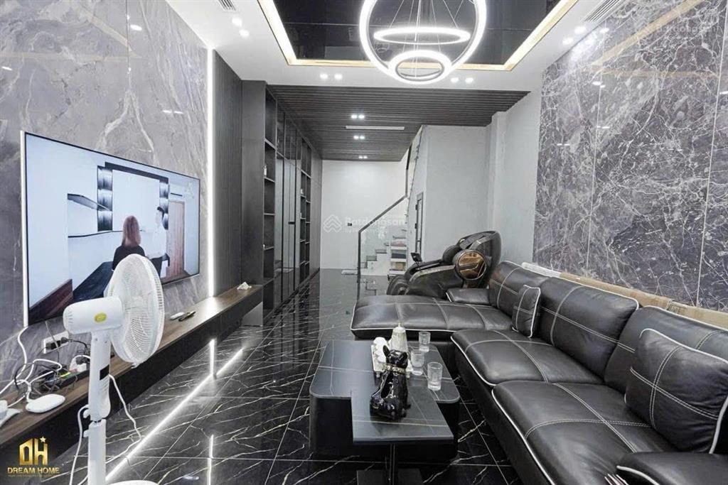 Siêu phẩm hoàng mai  6 tầng view hồ  sát đường 2.5