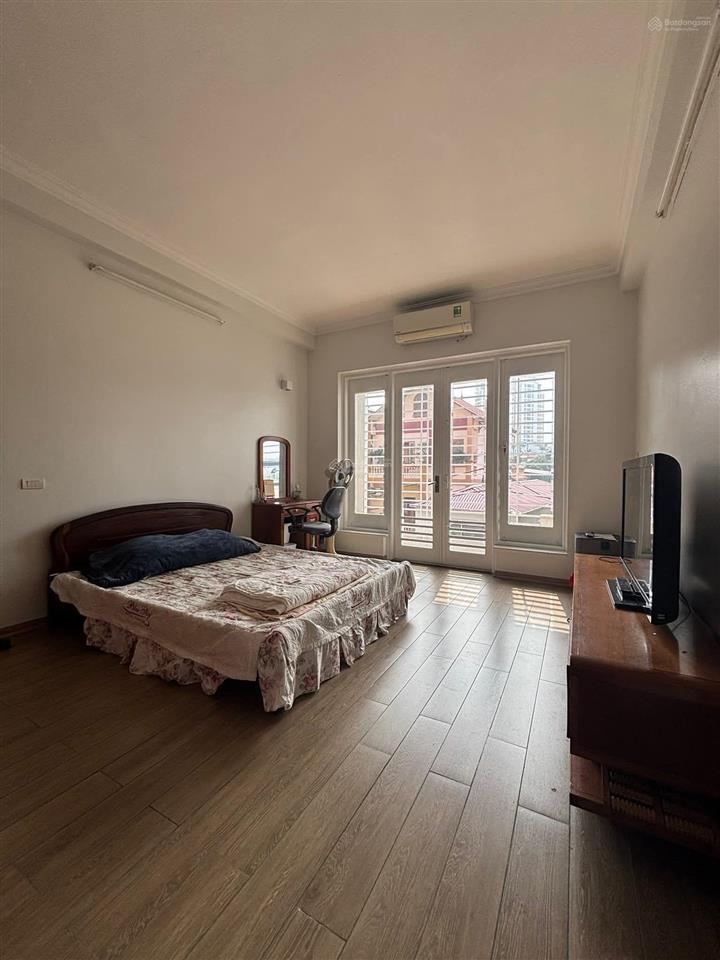 390tr/m 19,5tỷ nguyễn phong sắc 50m mt6m gara gần phố ngõ thông