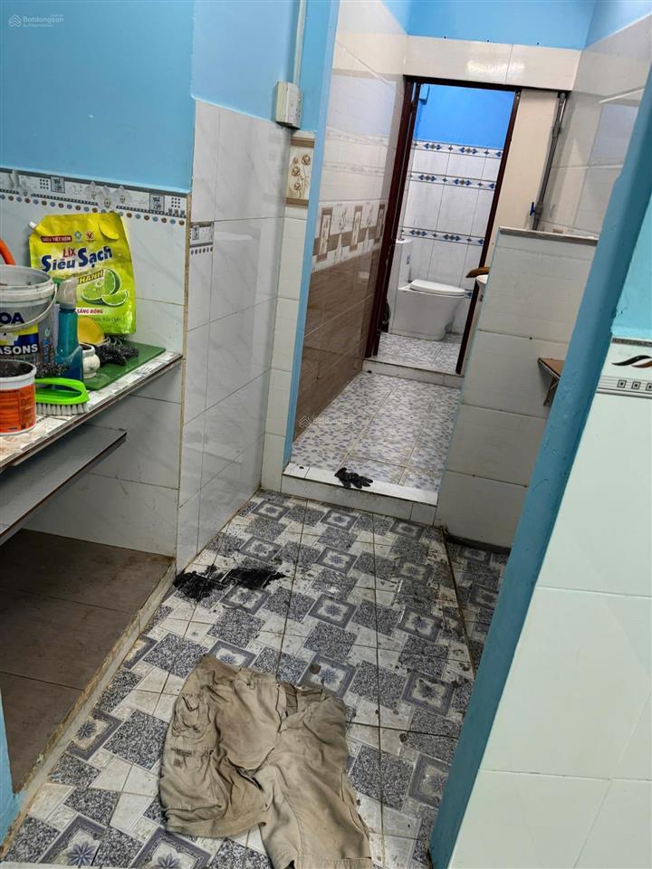 Cho thuê nhà nguyên căn quận 4