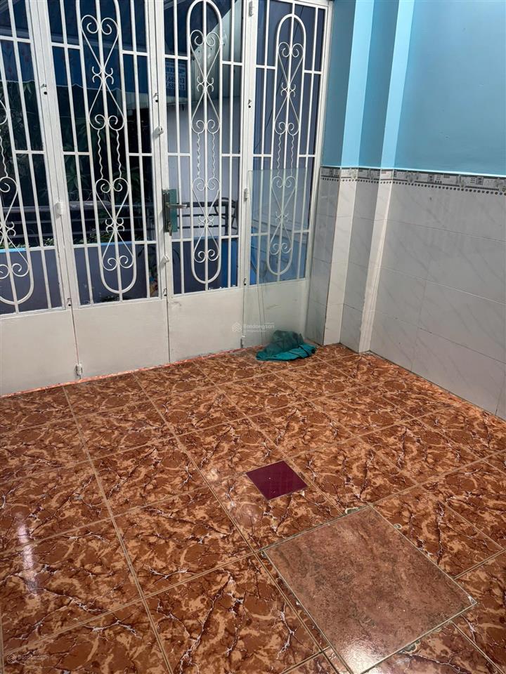 Cho thuê nhà nguyên căn quận 4