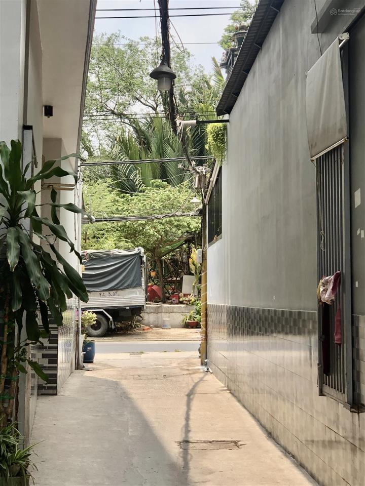 Nhà bán lưu hữu phước quận 8  cách 1 căn ra mặt tiền  4x17  5pn  shr 1 đời chủ  hoàn công