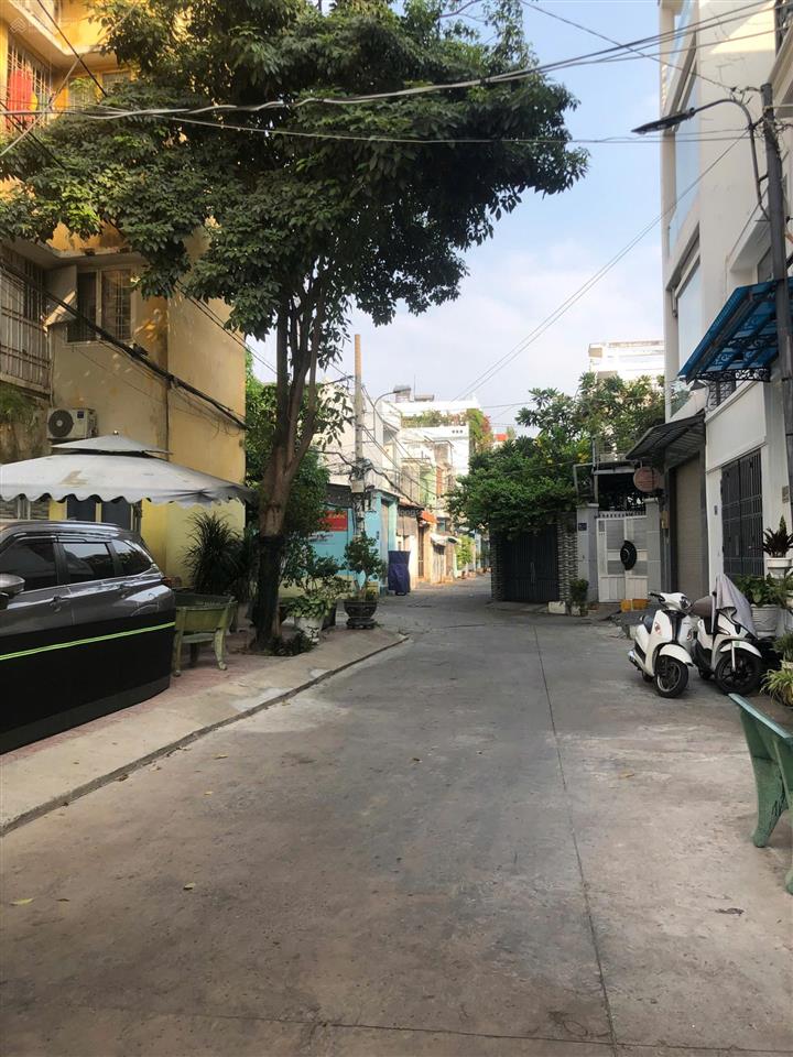 Bán mặt tiền đường nội bộ bùi minh trực quận 8  4.5 x 11m  4 tầng  tặng nội thất xịn xò