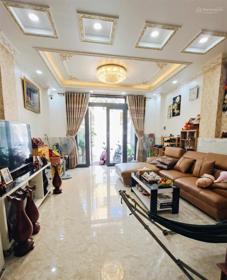 Bán mặt tiền đường nội bộ bùi minh trực quận 8  4.5 x 11m  4 tầng  tặng nội thất xịn xò