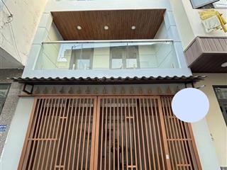 Bán nhà mới xây 3 tầng btct  42m2 (4.5x11.5)  2 mặt hẻm  dương bá trạc  quận 8