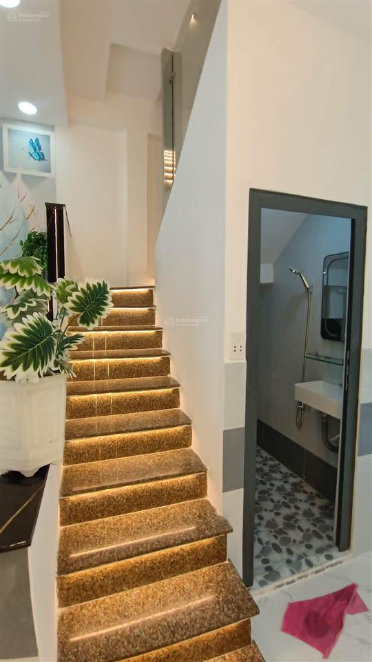 Bán nhà mới 2 mặt hẻm xe hơi  phường bình đông quận 8  sát chợ bùi minh trực, 5.4 tỉ  0772 878 ***