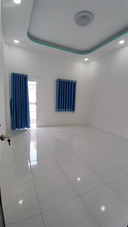Bán nhà mới 2 mặt hẻm xe hơi  phường bình đông quận 8  sát chợ bùi minh trực, 5.4 tỉ  0772 878 ***