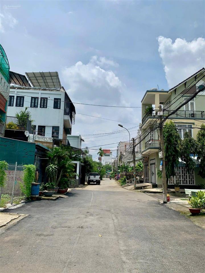 Trường thọ  đất 86m2 (4.2x21 m)  cạnh chung cư sài gòn metro park  đường số 12  chỉ 8.1 tỷ