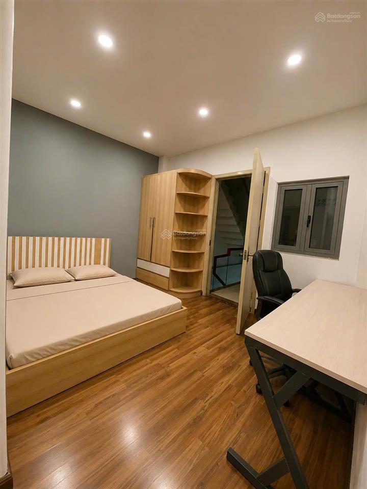 Linh trung  nhà 3 tầng  69m2  8.5 tỷ  ở ngay