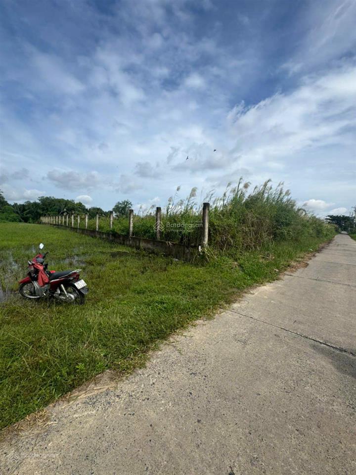 Hailongreal đất 12 tỷ, dt 1117m2, thổ cư 300m2, ngang 17m, ngô quang thắm, long thới, nhà bè