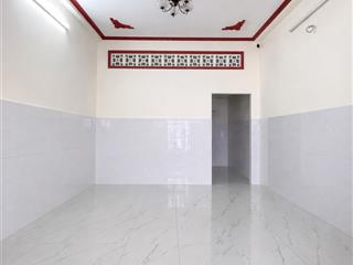 Chủ ngộp  giáp q6, 11  hoàn công đủ  đường đẹp xe tải tránh  không quy hoạch  dtsd gần 110m²