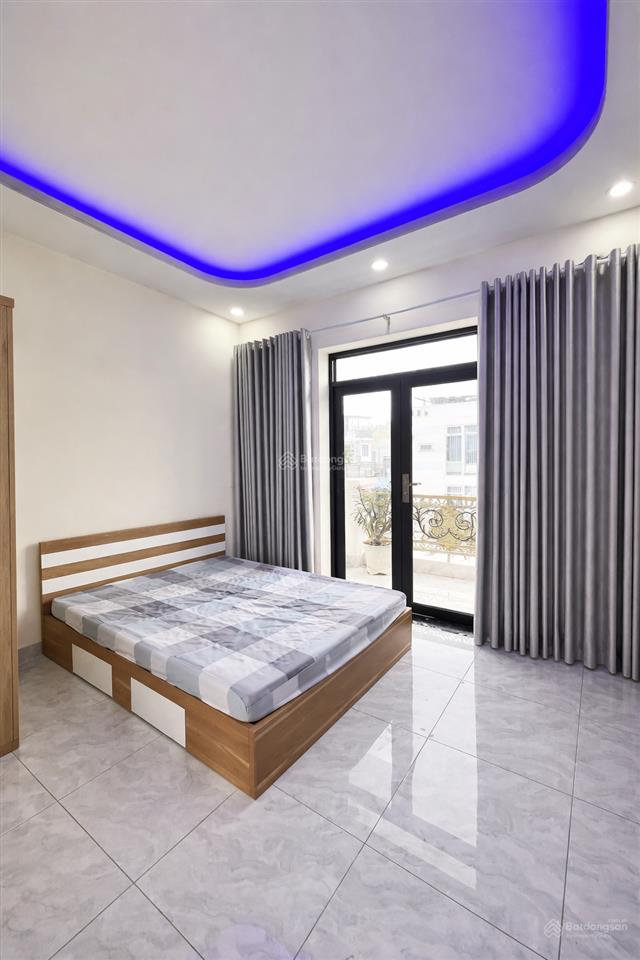 Giáp q6,11  gần tên lửa  xe hơi ngủ trong nhà  4 tầng  nhà mới đẹp ở ngay  đường nhựa xe tải