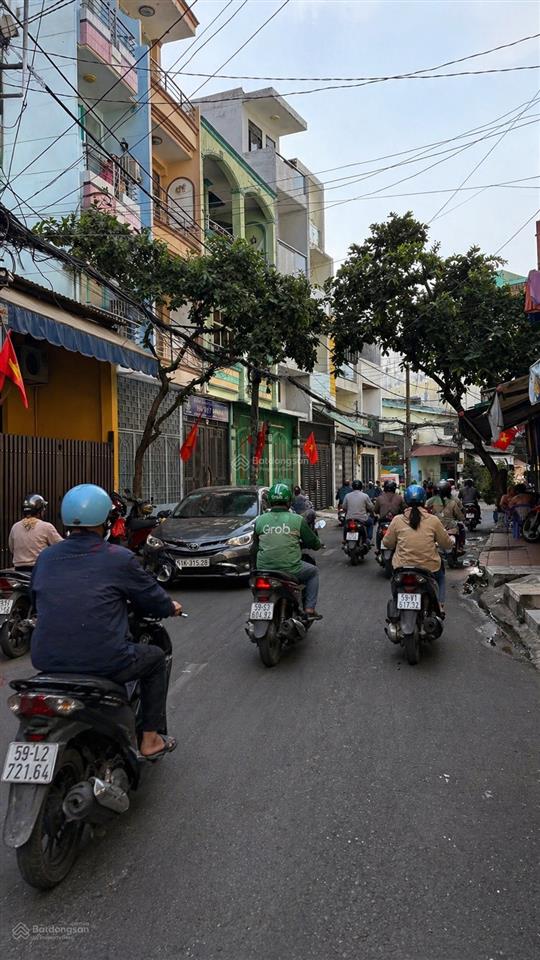 Mặt tiền kinh doanh vip  giáp q5,6,10  sát 3 tháng 2  4 tầng  4pn  btct  hoàn công đủ