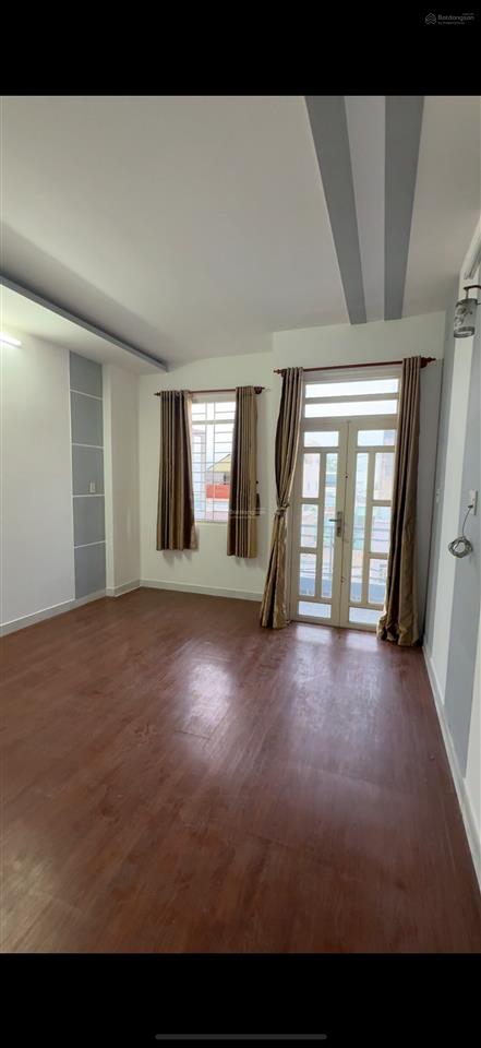 Sát aeon bình tân và ngã tư bốn xã  2 mặt tiền  4 tầng btct  5 pn hoàn công đủ  đường xe tải