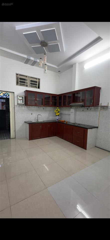 Sát aeon bình tân và ngã tư bốn xã  2 mặt tiền  4 tầng btct  5 pn hoàn công đủ  đường xe tải
