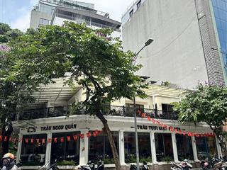 Cho thuê nhà mặt phố lạc long quân, tây hồ 400m2 2 tầng, thông sàn, thuê thẳng, vào luôn.