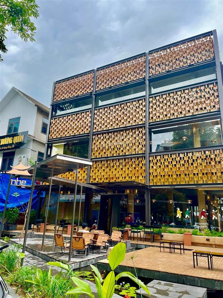 Siêu hiếm cho thuê mbkd hàng bông  phùng hưng  hoàn kiếm 400m2  thuê thẳng  nhận luôn.