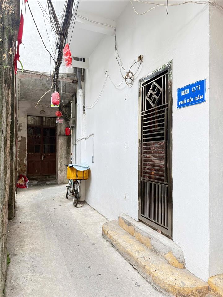 Bán nhà riêng ngõ 47 đội cấn. giá tốt, đầu tư