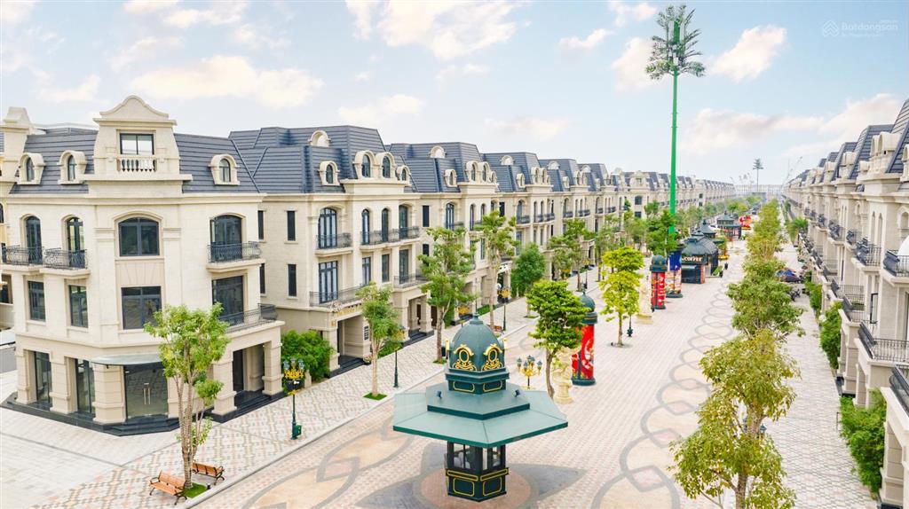 Bán song lập 153m2 kinh đô vip vhop2 giá 27,5 tỉ