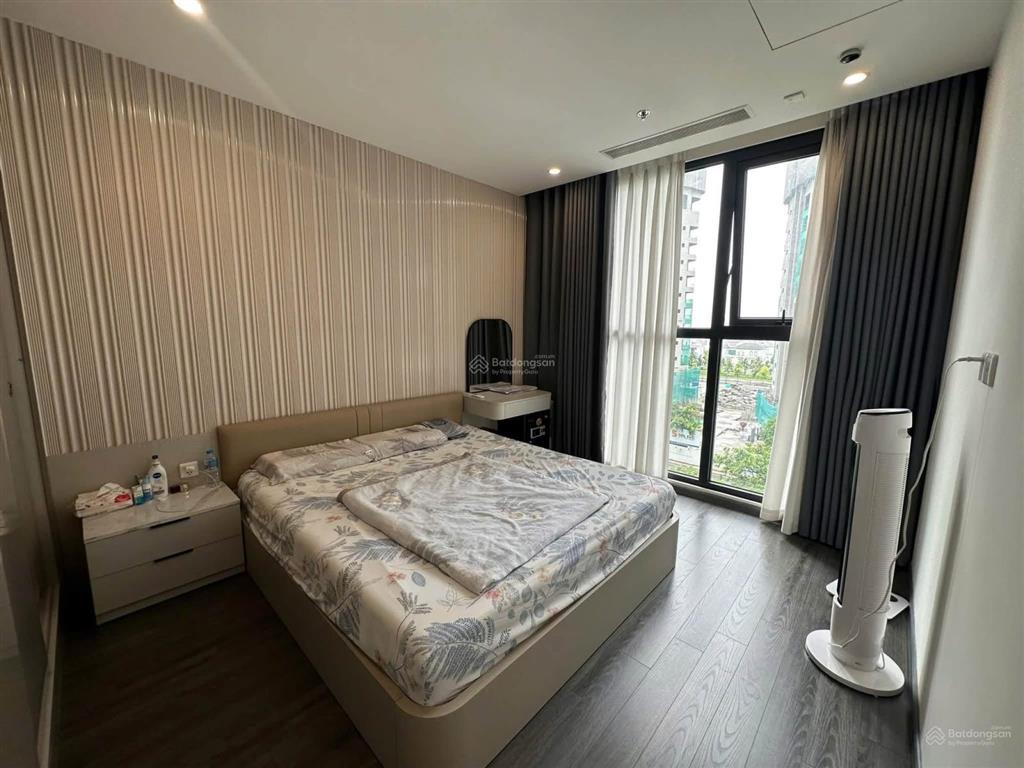 Bán gấp căn 2n góc, đnđb, pk zenpark, vin 1, sẵn sổ, 5 tỉ,  0919 754 ***