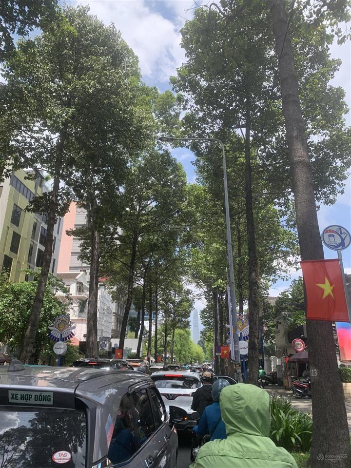 Cần đi nhanh gọn căn nhà lê văn sĩ đang ở