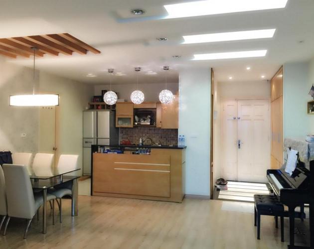 Bán căn hộ hcmcc 249a thụy khuê, dt 141m2, 3pn, 2vs. giá 140tr/m2, sổ sẵn sàng giao dịch