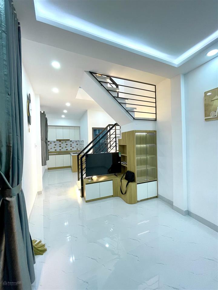 Chinh chủ bán nhà riêng hòa bình 45m2 sd ,hẽm 8m thông i  4,46 tỷ, 2pn, 2wc, nội thất đầy đủ