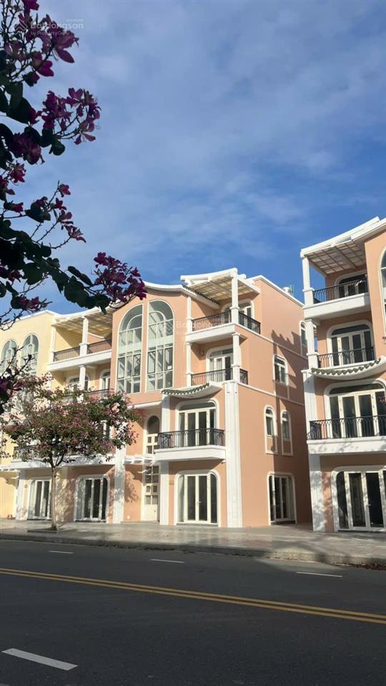 Chính chủ cần bán gấp căn shop caraworld cam ranh