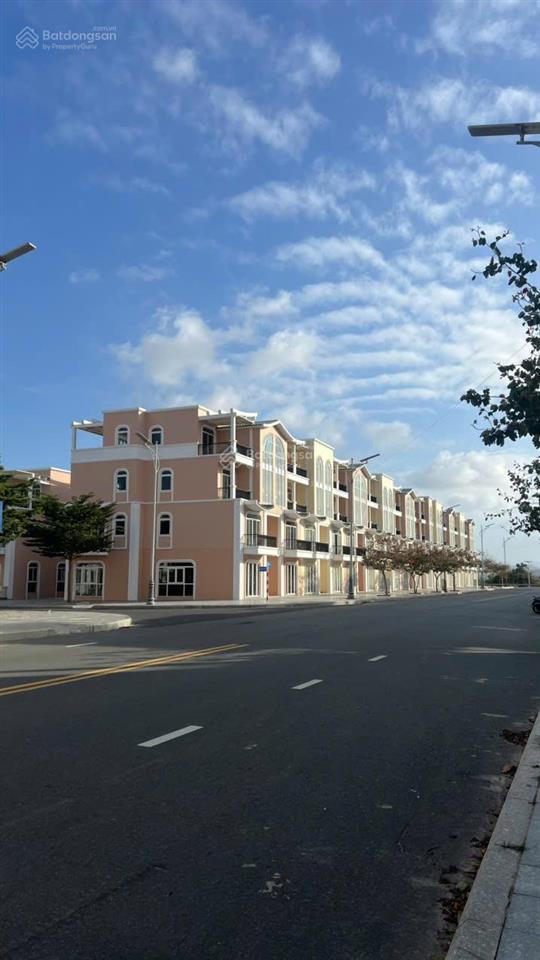 Chính chủ cần bán gấp căn shop caraworld cam ranh