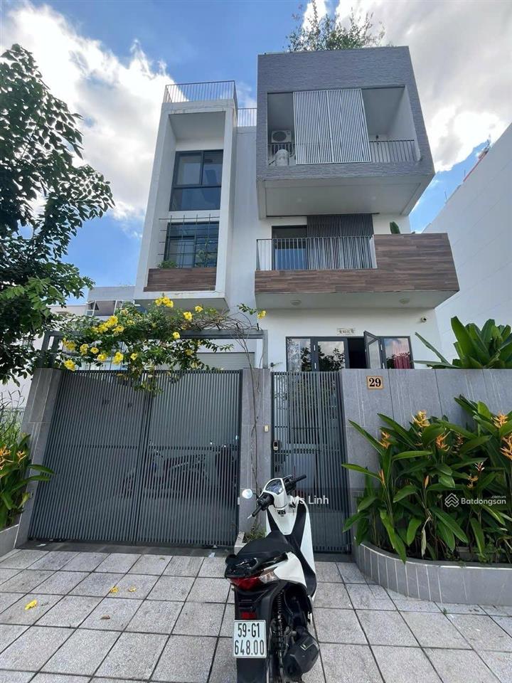 Vip nhất thảo điền!!! bán nhà 3 tầng, 8x10, mặt tiền đường 12m, giá chỉ 19.9 tỷ