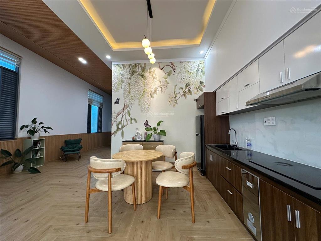 Nhà góc hai mặt tiền giá siêu tốt