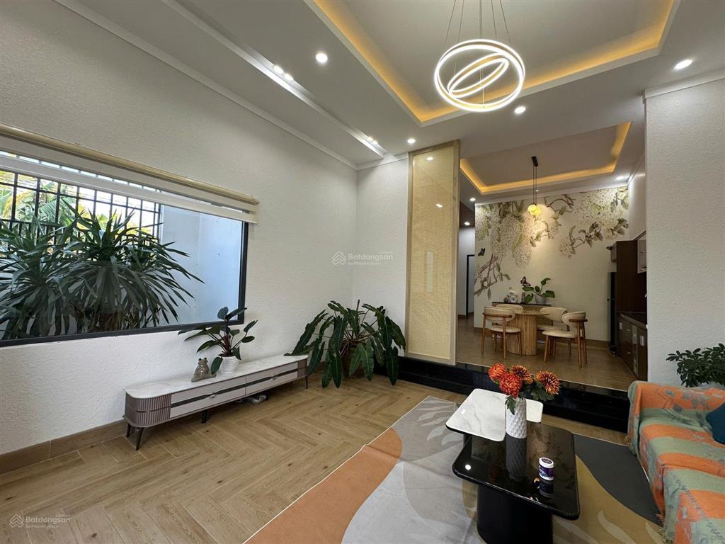 Nhà góc hai mặt tiền giá siêu tốt