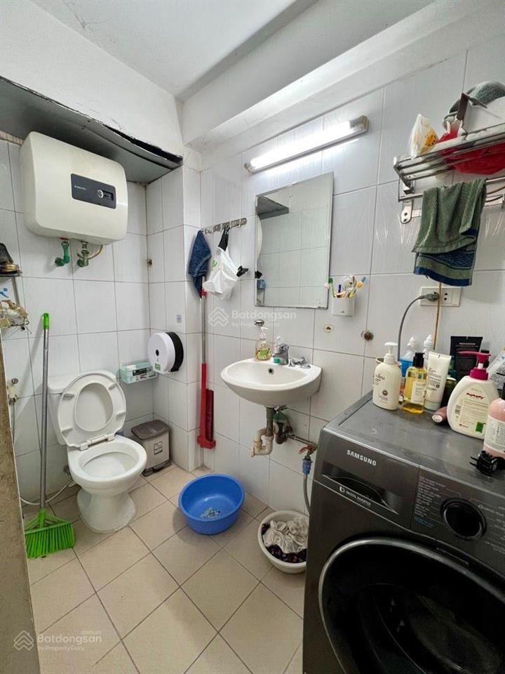 Tập thể tầng 4 2 thoáng trước sau lõi bách kinh xây hiếm nhà bán