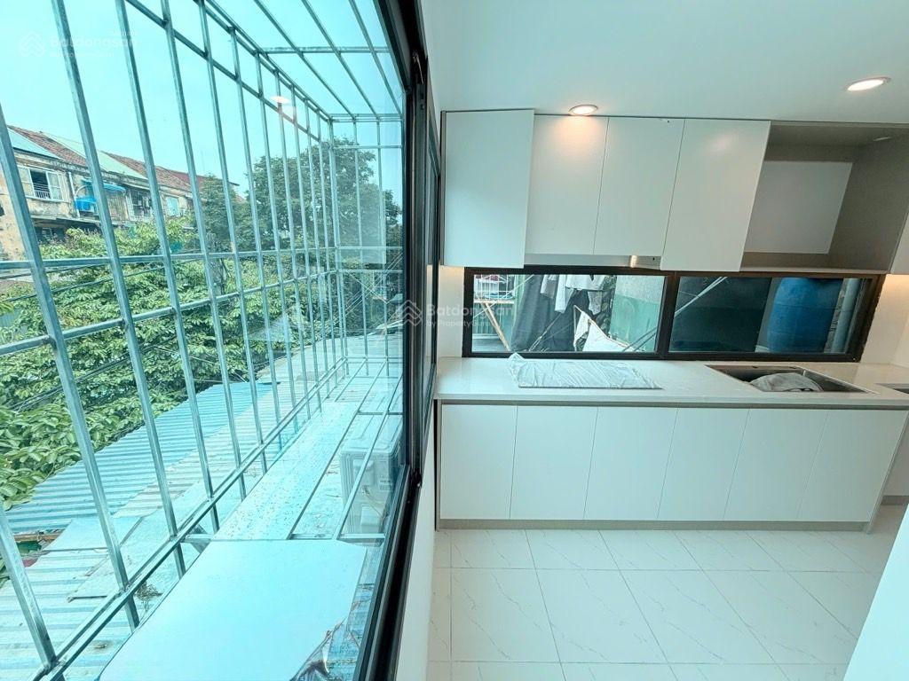 Tt dệt 8  3 ~60m2 3 ngủ 2 wc, nhỉnh 3 tỷ, view sân chơi