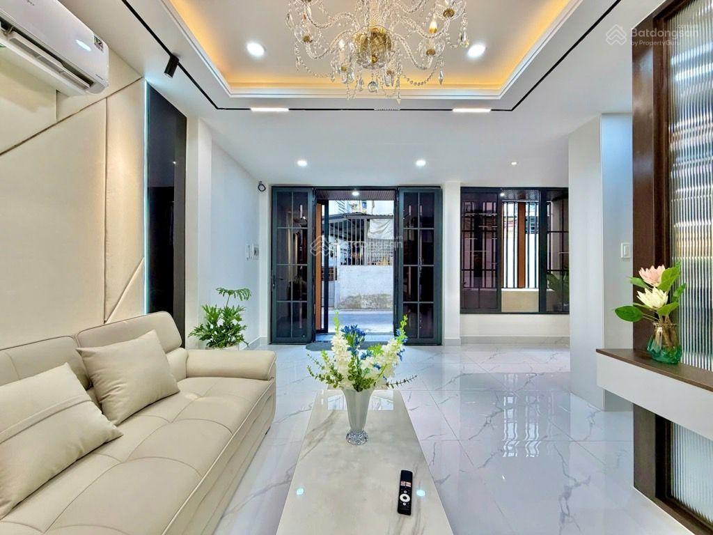 Nhà 5 tầng phú nhuận hẻm xe hơi quy hoạch lộ giới 6m