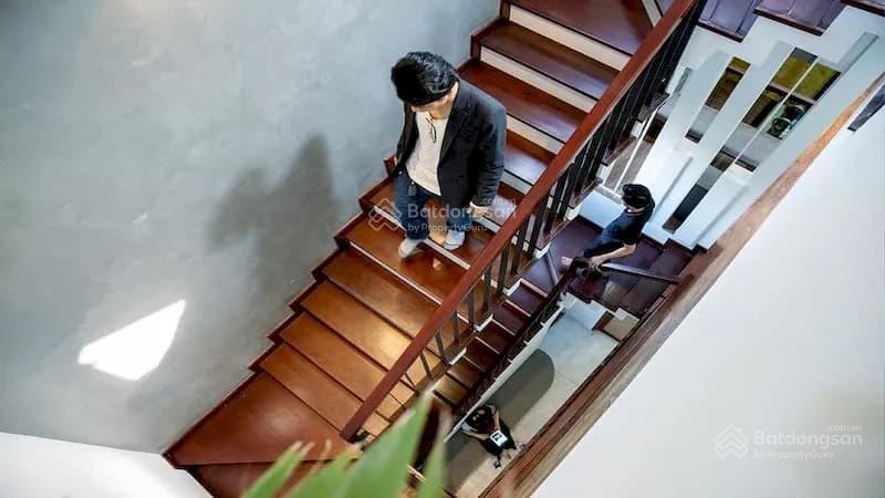 Bán nhà nhật chiêu, ngõ ô tô thông lạc long quân, 3 thoáng, đi bộ ra hồ tây