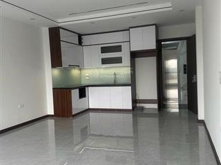 Ảnh thật, nhà mới xây nguyễn thời trung long biên, thang máy, ô tô vào nhà, 50m², 5 tầng 1 tum