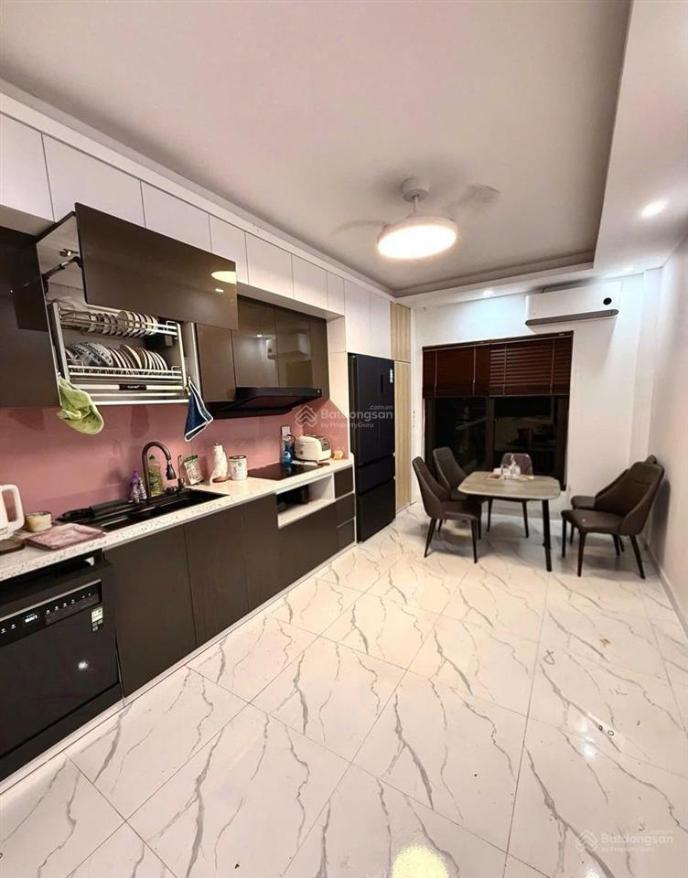 Hot! giảm 300 triệu từ 9,5 tỷ chỉ còn 9,2 tỷ. 6 tầng, thang máy, 36m², mặt tiền 3.6m