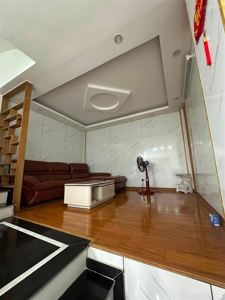 Giảm 500 triệu nhà phố đại từ, 36m2, mt 4m, ngõ thông muôn nơi, 8.8 tỷ