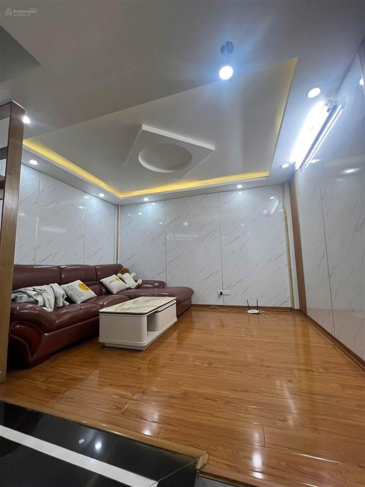 Giảm 500 triệu nhà phố đại từ, 36m2, mt 4m, ngõ thông muôn nơi, 8.8 tỷ