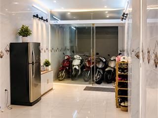 Nhà mặt ngõ văn hương, 32m2, 6 tầng, 3 ngủ rộng. 11,85 tỷ (có thương lượng)
