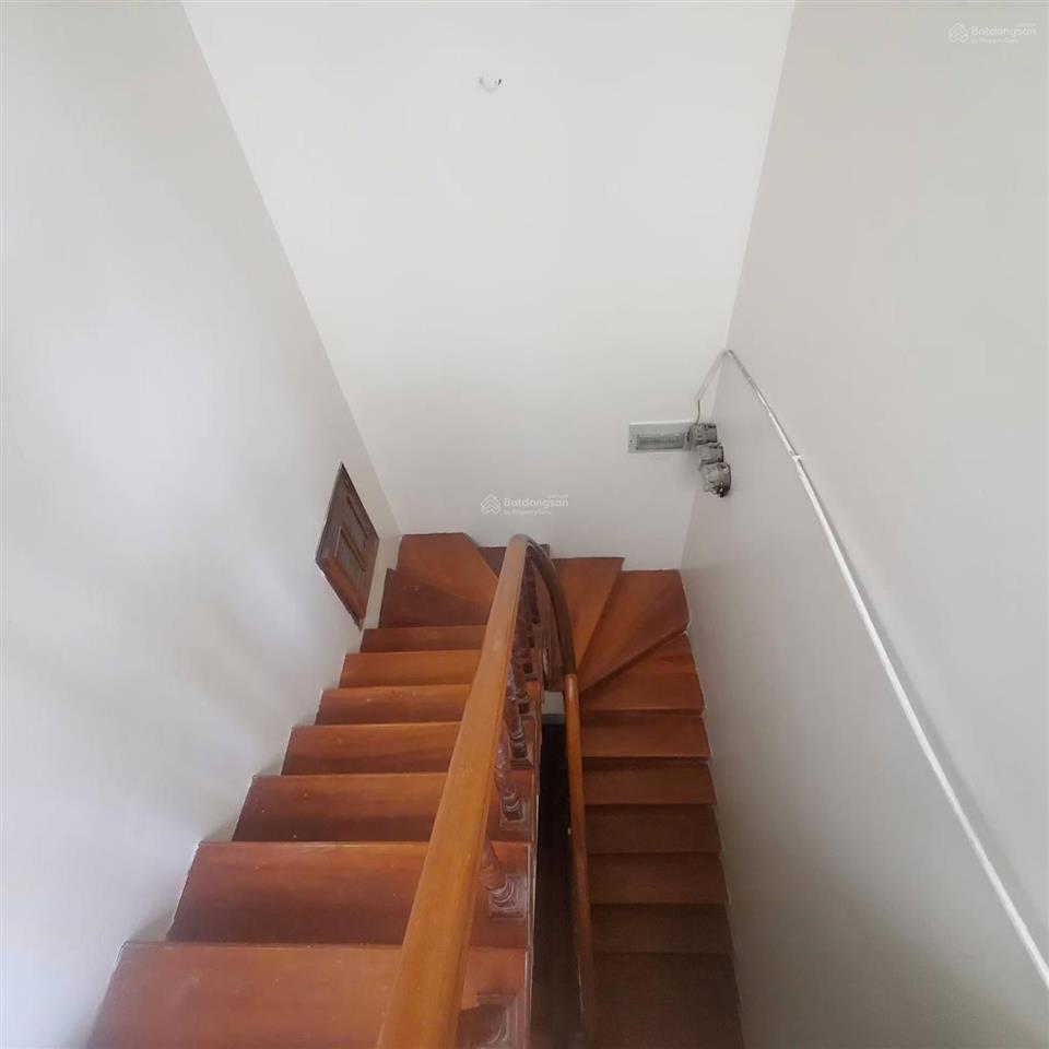 Khu vực hiếm bán nhà phố tô vĩnh diện  thanh xuân.
nhà 4 tầng 50m2, mặt tiền 3.5m, 30m ra phố
