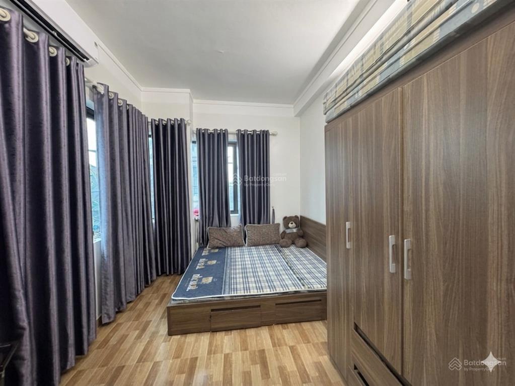 Giảm chào 500tr chủ cần bán gấp nhà ở đông dư, bát khối, hn. dt 60m2 x 3 tầng, mt 6m2 giá 9,5 tỷ