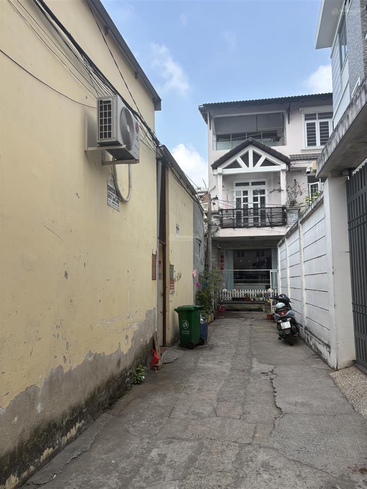 Nhà 3 tầng linh trung 51m2  hẻm 3m ba gác 1 sẹc  bề ngang 6.7m bề thế nở hậu 7.2m