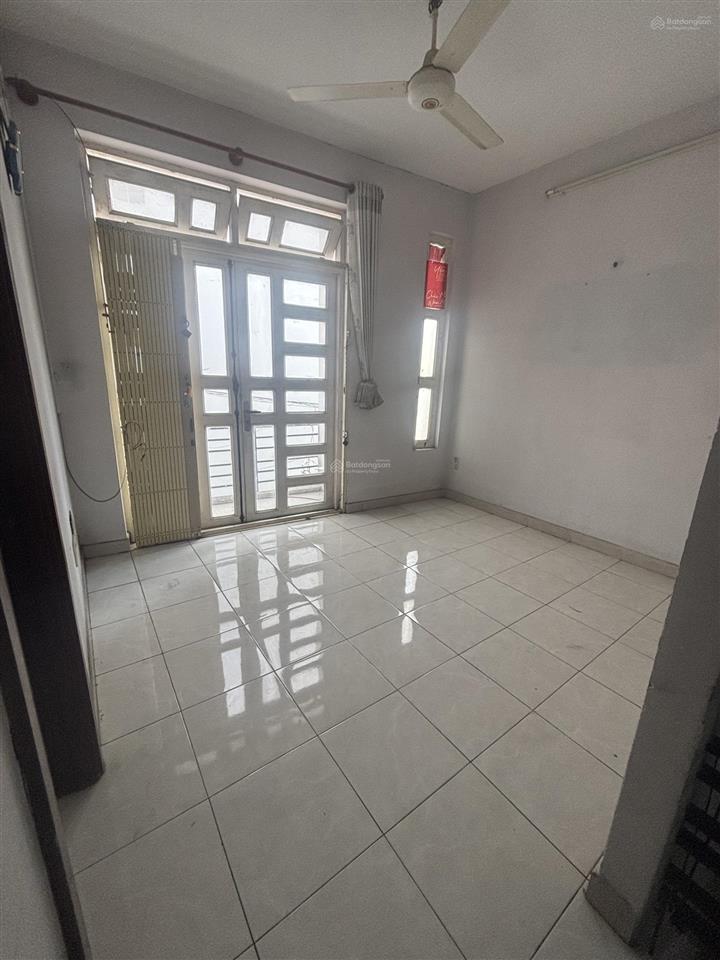 Nhà 3 tầng linh trung 51m2  hẻm 3m ba gác 1 sẹc  bề ngang 6.7m bề thế nở hậu 7.2m