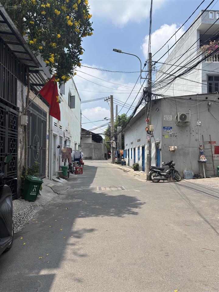 Mua đất tặng dãy nhà trọ  kdc phân lô đẹp ngay trục đường phạm văn đồng và kha vạn cân