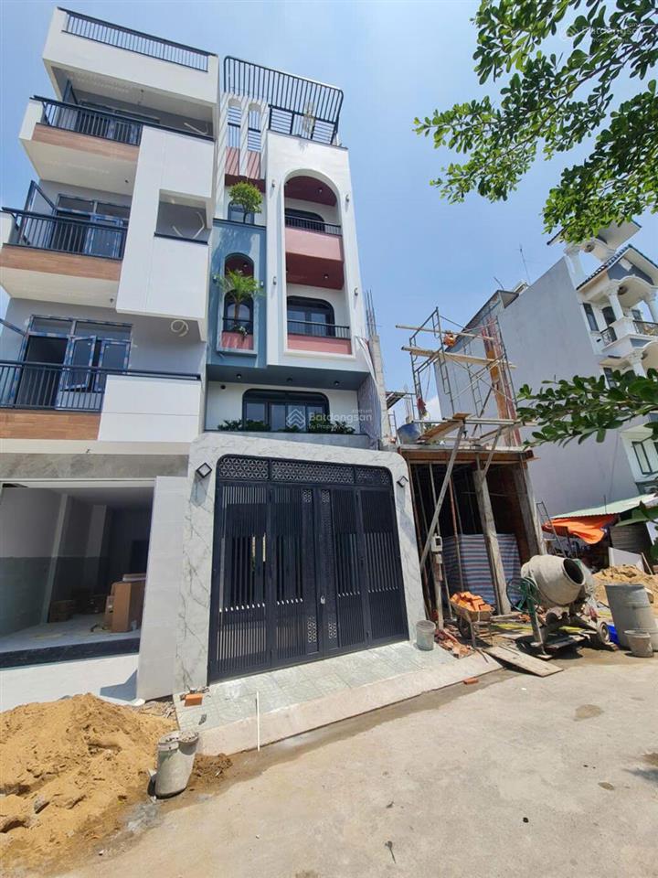 Nhà 5 tầng hẻm 1 sẹc phạm văn đồng 67.3m2  đường 8m có vỉa hè  thiết kế cao cấp