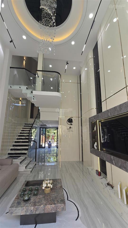 Nhà 5 tầng hẻm 1 sẹc phạm văn đồng 67.3m2  đường 8m có vỉa hè  thiết kế cao cấp